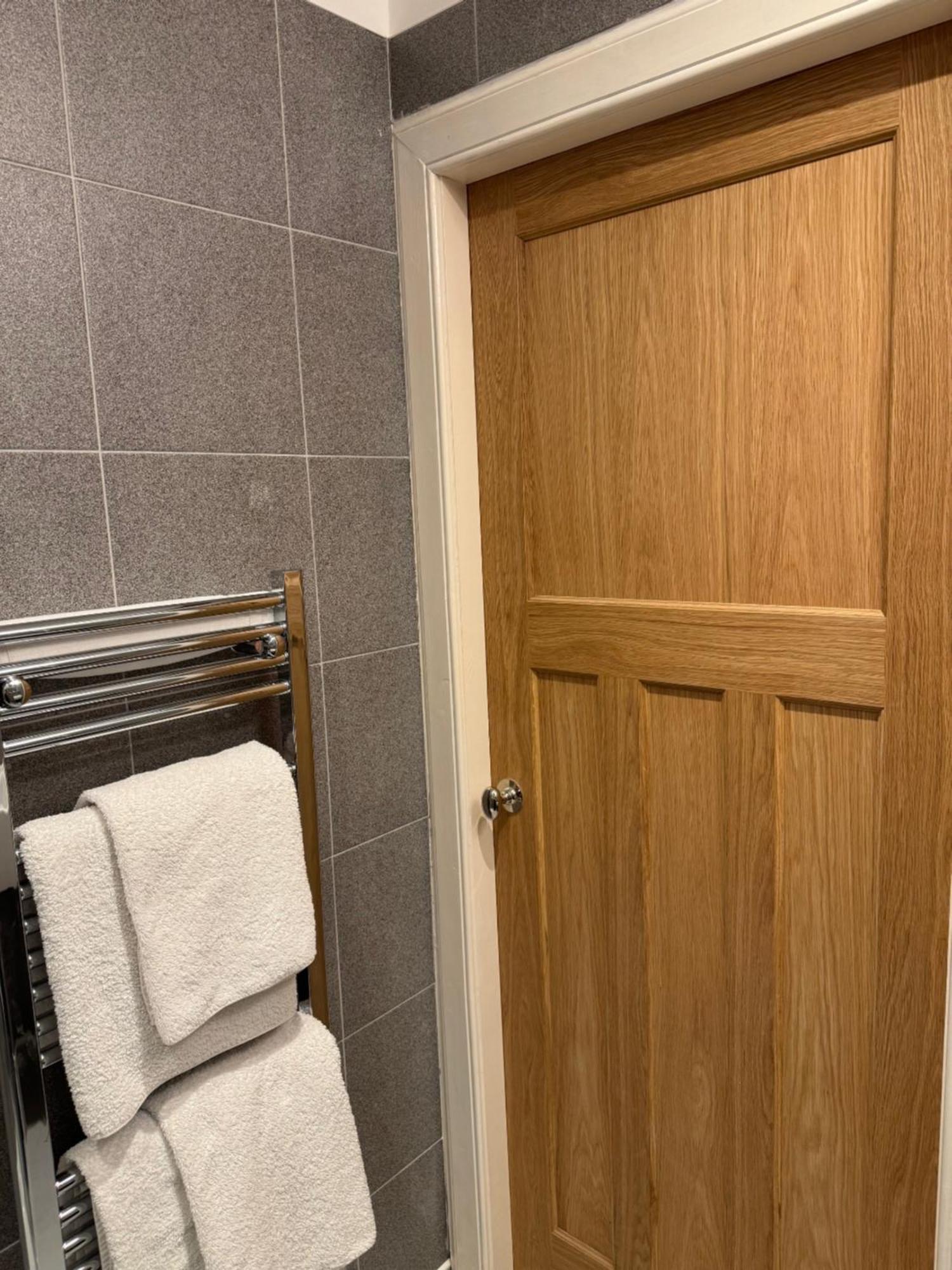 Aaron Glen Guest Apartments Loanhead Exterior photo